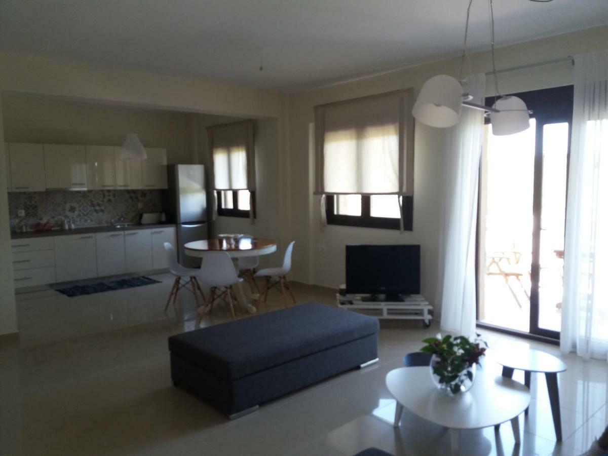 Villa Alkyoni House In Áfitos Extérieur photo